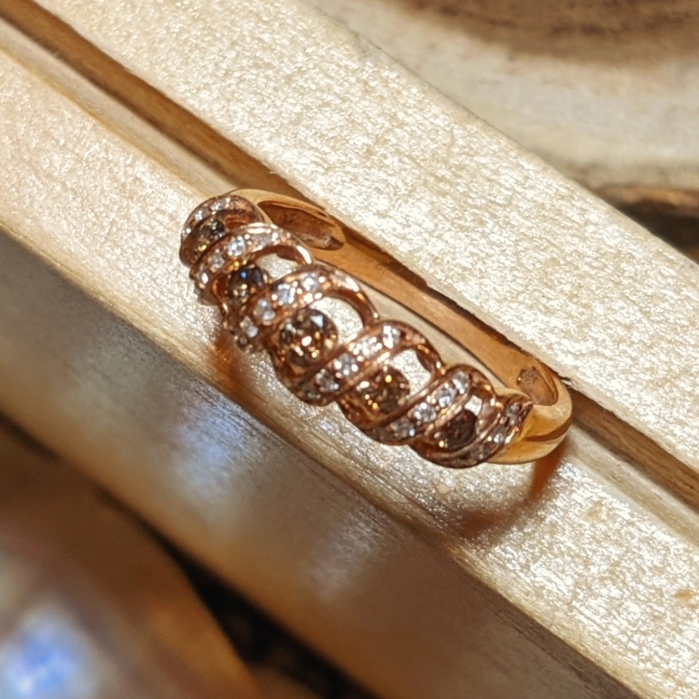 Diamond Ring 14K Rose Gold Size 7